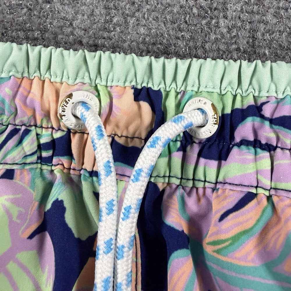 Chubbies Shorts Men XS Floral Swim Athletic Lined 5.5" Inseam Training Beach - Picture 4 of 9